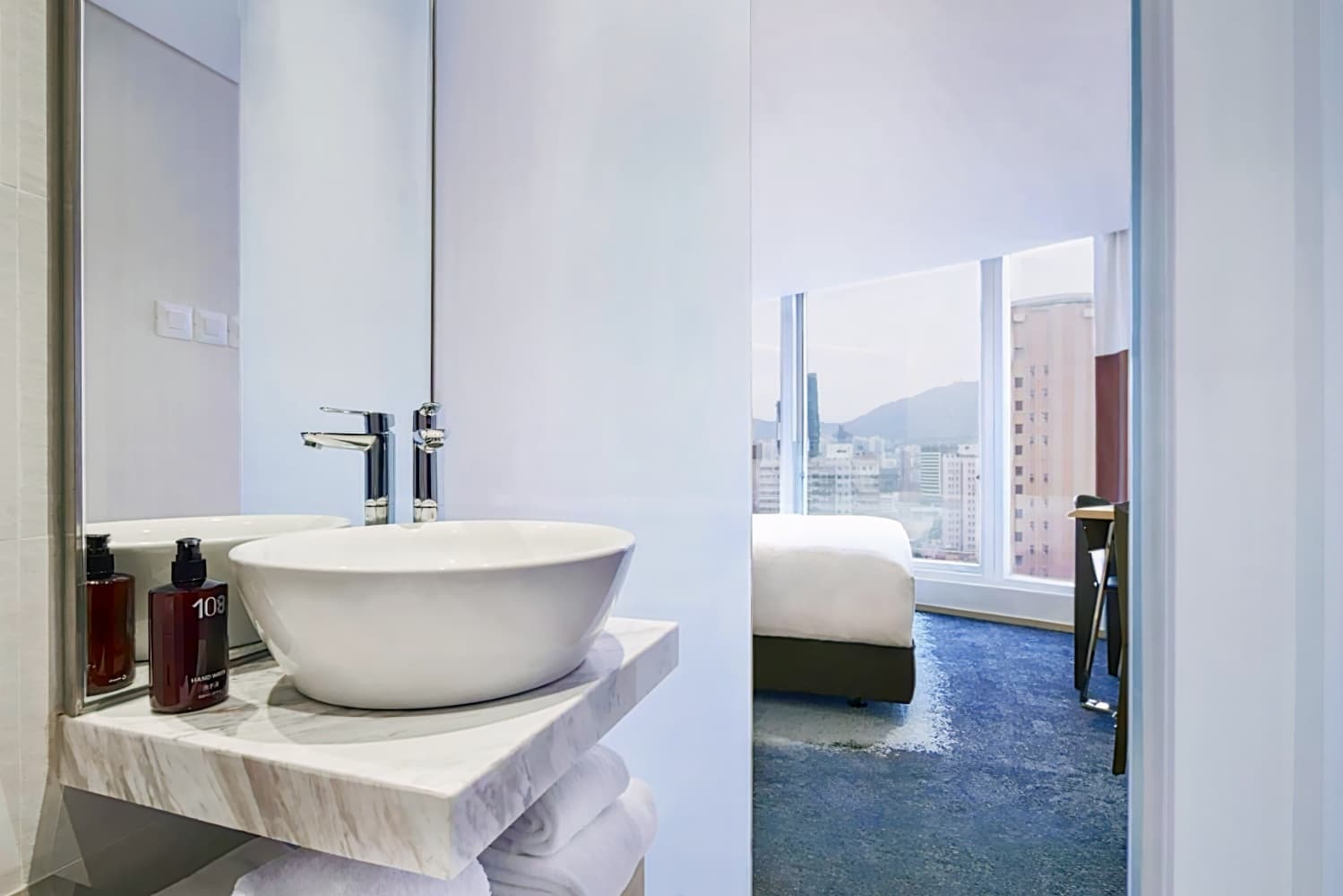 Hotel 108, Hong Kong