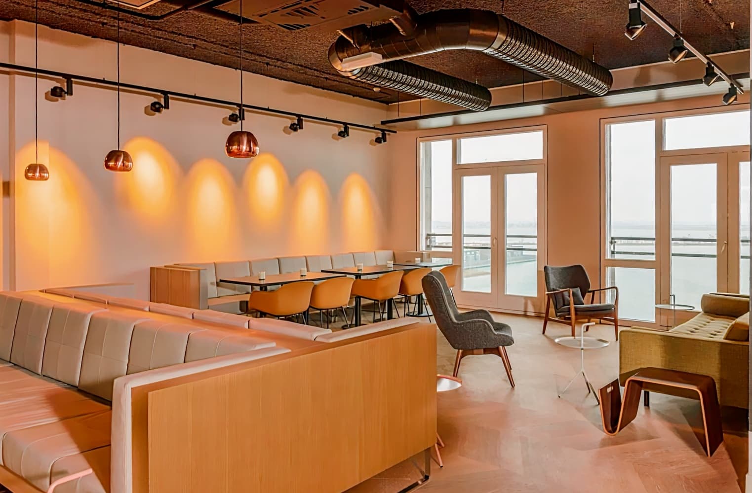 Amadi Panorama Hotel