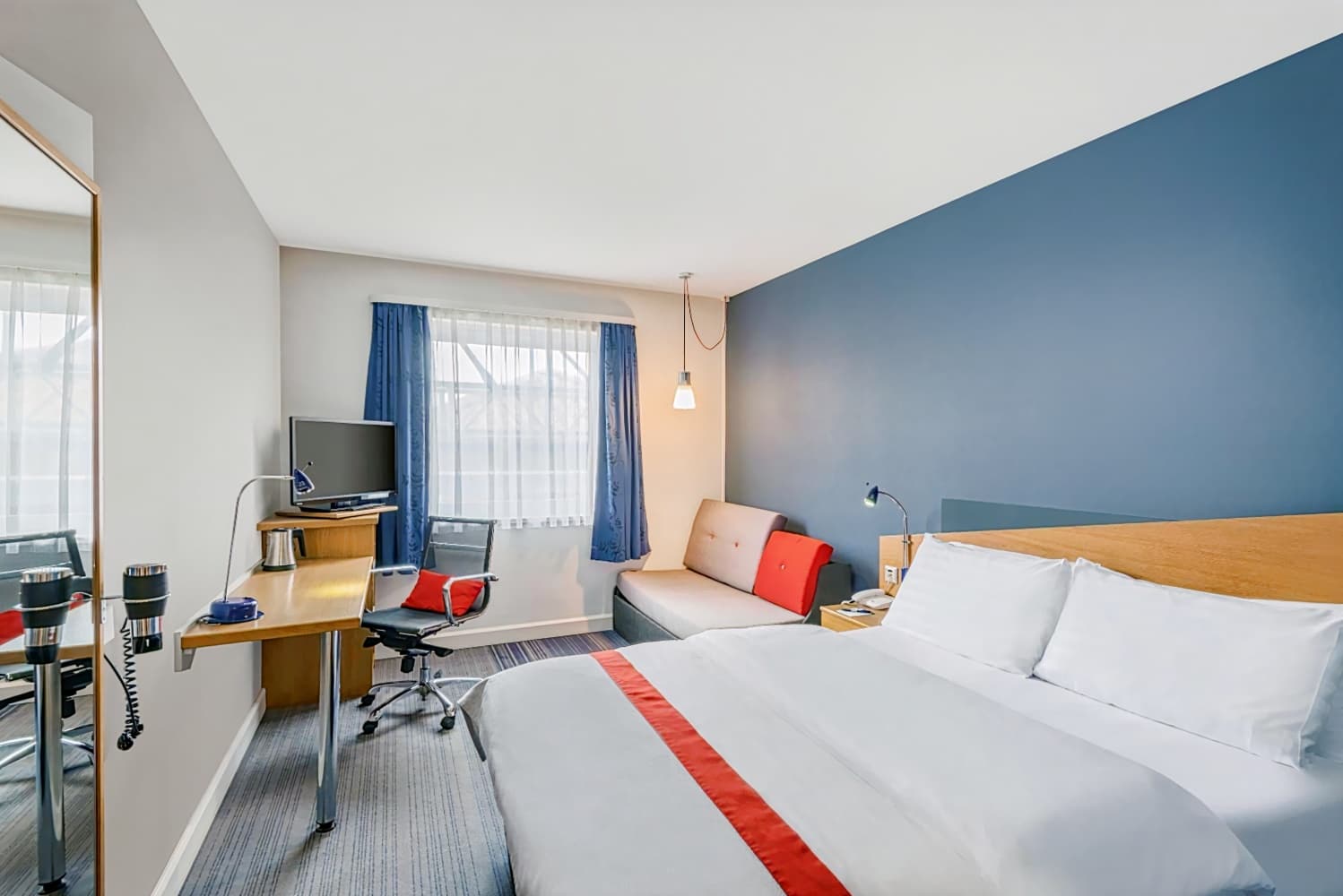 Holiday Inn Express Köln Troisdorf